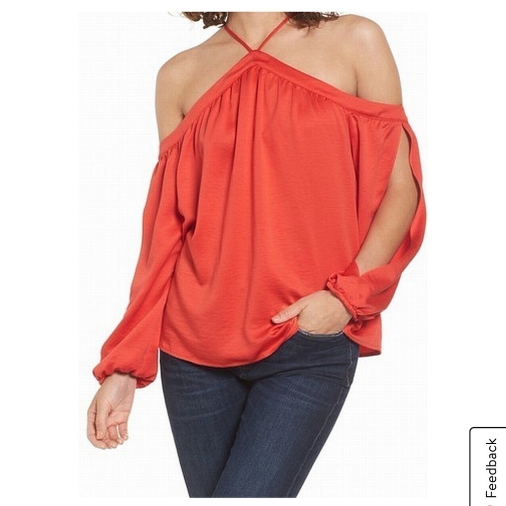 Fourteenth place cold-Shoulder halter blouse
